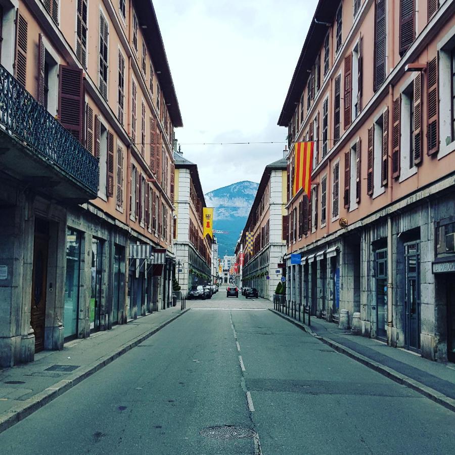 Superbe Appartement Au Hypercentre De Chambéry Dış mekan fotoğraf